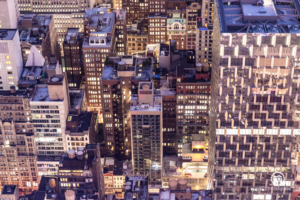 New-York-TopoftheRock-1