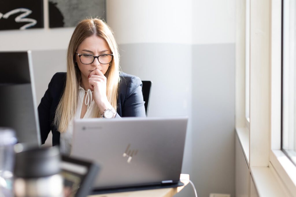 Professionelle Businessfotos in Berlin: Dein Business Fotograf für Selbstständige und Unternehmer*innen